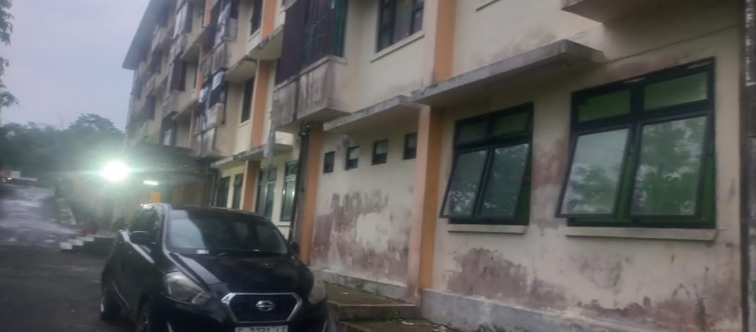 DIDUGA 2 RUSUNAWA JALUR dan Cipanengah Hunian Rakyat Jadi “Sarang” Mobil Mewah, DPC JWI Sukabumi Raya Bongkar Borok Pengelolaan!