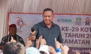 Tri Adhianto Ikut Senam Bersama dan UMKM Ramaikan Akhir Pekan di Kecamatan Bekasi Selatan