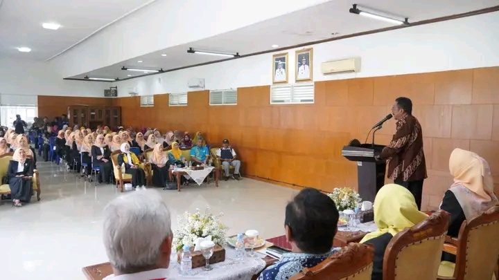 PENGURUS PERWOSI KAB SUKABUMI DILANTIK, BUPATI HARAP MAKIN MAJU DAN BERKONTRIBUSI UNTUK MASYARAKAT