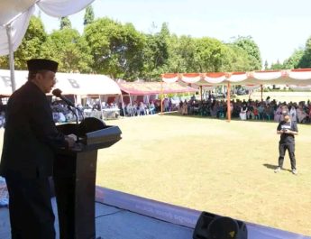 PEMKAB SUKABUMI BAGIKAN DAGING SAPI KURBAN DARI LAZNAS BAKRIE AMANAH KEPADA MASYARAKAT