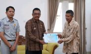 BUPATI BERSAMA JASA RAHARJA SERAHKAN SANTUNAN KEPADA AHLI WARIS KORBAN KECELAKAAN LALULINTAS