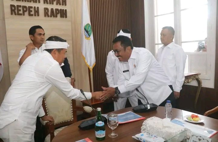 BUPATI SUKABUMI HADIRI PENANDATANGANAN DEKLARASI BERSAMA DAN PAKTA INTEGRITAS PARA PEMEGANG IUP