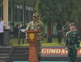 BUPATI SAMPAIKAN KEBANGGAAN ATAS KEIKUTSERTAAN YON ARMED 13 NANGGALA DALAM SATGAS PAMTAS RI-MALAYSIA
