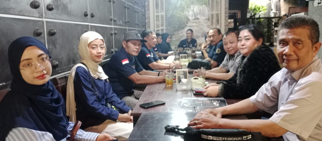 PERKUAT STRUKTUR DAN KINERJA ORGANISASI, DPW PWDPI JAWA TENGAH GELAR RAKOR BAHAS PERSIAPAN PELANTIKAN PENGURUS BARU