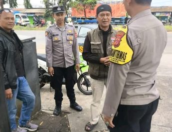 Patroli Siang Hari. Polsek Baros rangkul Ojeg Terminal KH Akhmad Sanusi antisipasi Curanmor