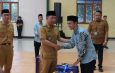 PERDANA, WABUP LEPAS KEBERANGKATAN 43 PEMENANG HADIAH UMROH MUHIBAH RAMADAN