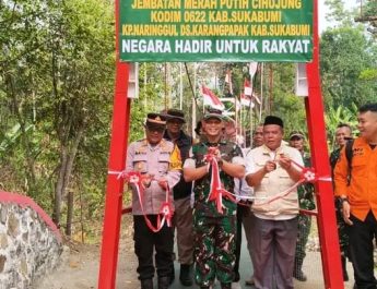 JEMBATAN MERAH PUTIH CIHUJUNG DIRESMIKAN, DANDIM” SANGAT PENTING UNTUK MASYARAKAT”