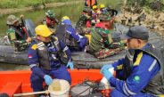 DLH Kota Bekasi Gandeng KP2C dan Tim Marinir TNI AL Susur DAS Kali Bekasi