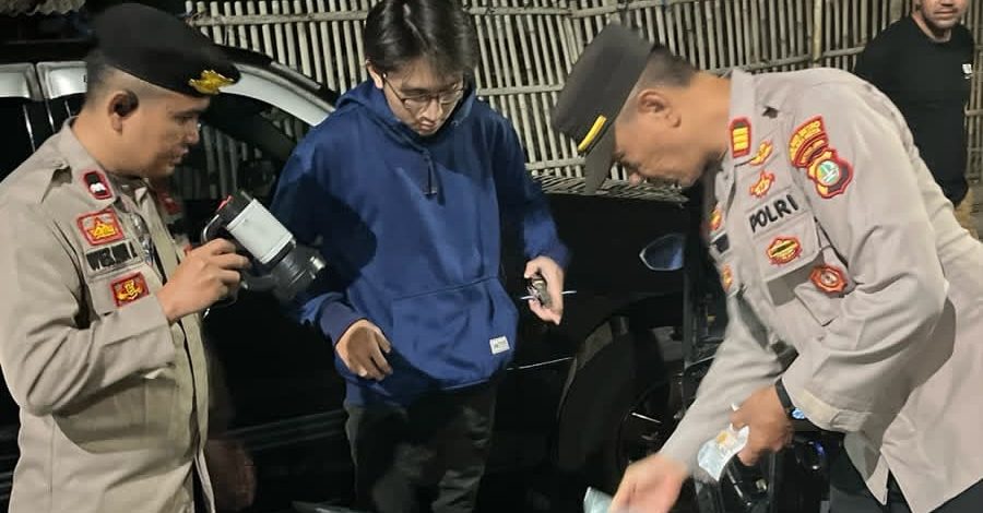 Jaga Jakarta On The Spot, Cegah Tawuran Waka Polsek Bekasi Barat Pimpin Patroli Dan Razia Stasioner