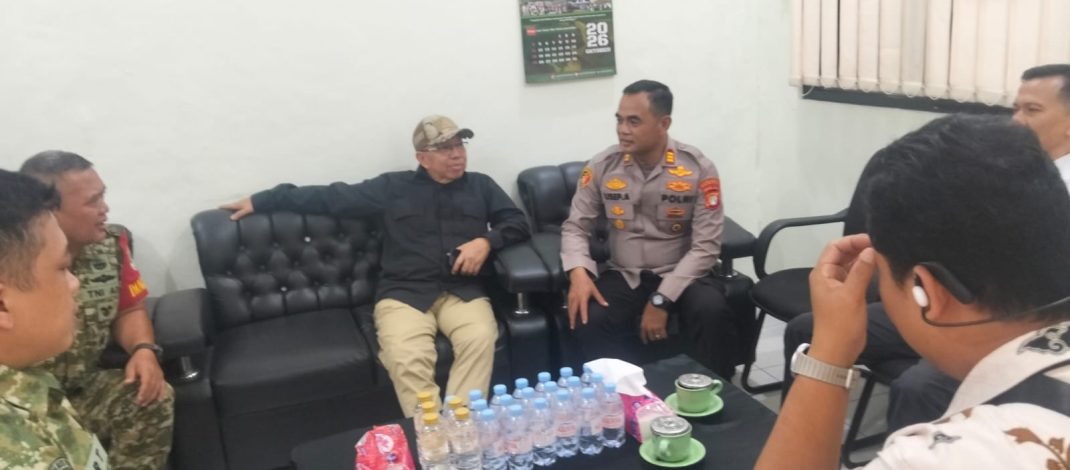 Polisi Bersama Masyarakat, Kapolsek Bekasi Barat Kunjungi Koramil 01 Kranji Perkuat Soliditas TNI-Polri